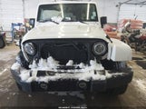 Jeep Wrangler Unlimited Smoky Mountain 4X4 1C4BJWEG0HL637561 fotografie