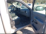 Chevrolet Silverado  Work Truck 1GCEC14X28Z262829 снимка