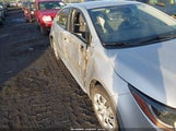 Toyota Corolla Le JTDEPMAE5N3030328 снимка
