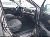 Toyota Highlander Le V6 5TDBKRFH8ES019551 снимка