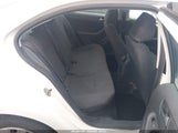 Volkswagen Jetta 2.0L S 3VW2K7AJ0DM254665 снимка