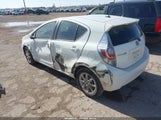 Toyota Prius C Three JTDKDTB34E1566041 снимка