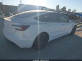 Tesla Model 3 5YJ3E1EA7RF732484 снимка