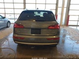 Audi Q5 2.0T Premium/2.0T Tech Premium WA1BNAFY9J2244730 fotografie
