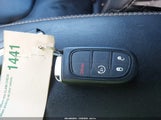 Jeep Cherokee Limited 4X4 1C4PJMDS2HW597207 снимка
