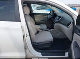 Hyundai Tucson Sport KM8J33A25HU328396 fotografie