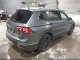 Volkswagen Tiguan 2.0T Se/2.0T Wolfsburg Edition 3VVMB7AX9RM115742 photo