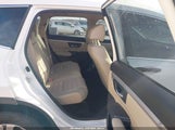 Honda Cr-V Lx 2HKRW5H31JH422090 photo