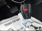 Toyota Prius Two JTDKBRFU0J3058949 снимка
