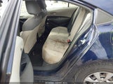 Toyota Corolla Le JTDEPRAE7LJ003041 снимка