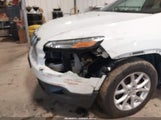 Jeep Cherokee Latitude 1C4PJLCS3EW102729 снимка
