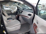 Toyota Sienna Xle V6 8 Passenger 5TDYK3DC7ES480870 photo