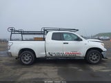 Toyota Tundra Grade 4.6L V8 5TFRM5F1XAX005112 photo