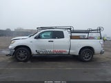 Toyota Tundra Grade 4.6L V8 5TFRM5F1XAX005112 снимка