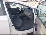 Toyota Prius Two JTDKN3DUXB5293081 снимка