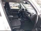 Jeep Renegade Latitude 4X4 ZACNJDB19PPP69954 fotografie
