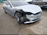 Tesla Model S 100D/75D/P100D 5YJSA1E26JF268785 fotografie