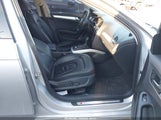 Audi A4 2.0T Premium WAUEFAFL6CN003324 снимка