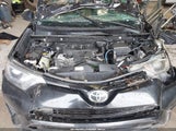 Toyota Rav4 Le 2T3BFREV6JW745087 снимка