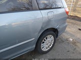 Toyota Sienna Xle 5TDBK22C58S011221 снимка
