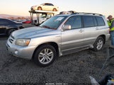 Toyota Highlander Hybrid Limited V6 JTEEW21A860013400 photo