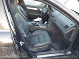 Mercedes-Benz C 300 Luxury 4Matic/Sport 4Matic WDDGF81X38F099239 fotografie