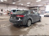 Toyota Corolla Le JTDEPRAE2LJ025948 снимка