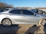 Toyota Camry Le 4T1B11HK6JU086003 fotografie