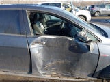Volkswagen Golf Gti 2.0T Autobahn/2.0T S/2.0T Se 3VW547AU9JM259036 снимка