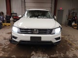 Volkswagen Tiguan 3VV2B7AXXMM12909 снимка