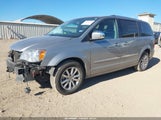 Chrysler Town & Country Limited Platinum 2C4RC1GG9FR753872 photo
