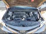 Toyota Camry Le 4T1B11HK4JU040542 fotografie