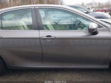 Toyota Camry Le 4T1C11AK5NU638773 photo