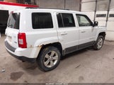 Jeep Patriot Latitude 1C4NJRFB8ED792799 снимка