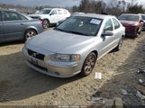 Volvo S60 2.5T YV1RH592X72636368 снимка