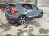 Volvo Xc40 T5 Momentum YV4162UK2M2481550 fotografie
