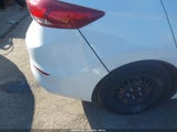 Hyundai Elantra Se 5NPD74LF6HH192480 снимка