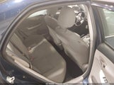 Toyota Corolla Le 2T1BU4EE9DC067040 fotografie