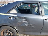 Toyota Camry Le 4T1BF1FK9CU004689 снимка