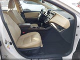 Toyota Avalon Limited 4T1BK1EB7EU126015 снимка