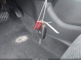 Nissan Rogue S KNMAT2MT1FP555812 снимка