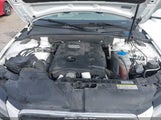 Audi A4 2.0T Premium WAUBFAFL8CN015378 снимка