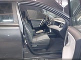 Toyota Rav4 Le JTMBFREV0EJ008830 снимка