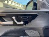 Mercedes-Benz C 300 Sedan W1KAF4GB2NR015559 снимка