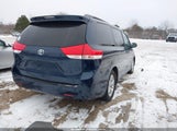 Toyota Sienna Le V6 5TDKK3DC2BS092253 снимка
