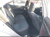 Toyota Corolla Le 5YFBURHE6KP910536 снимка