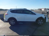 Toyota Rav4 Le JTMZFREV5HJ107095 снимка