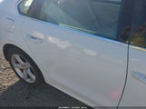 Volkswagen Passat 2.5L Se 1VWBH7A33CC076850 снимка