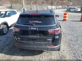 Jeep Compass Sun And Wheel Fwd 3C4NJCBB8KT711616 fotografie