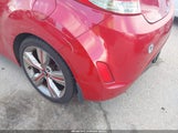 Hyundai Veloster Base W/Red/Black KMHTC6AD8CU058178 снимка